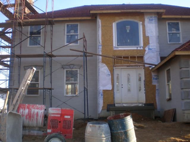 200832021102_stucco1.jpg