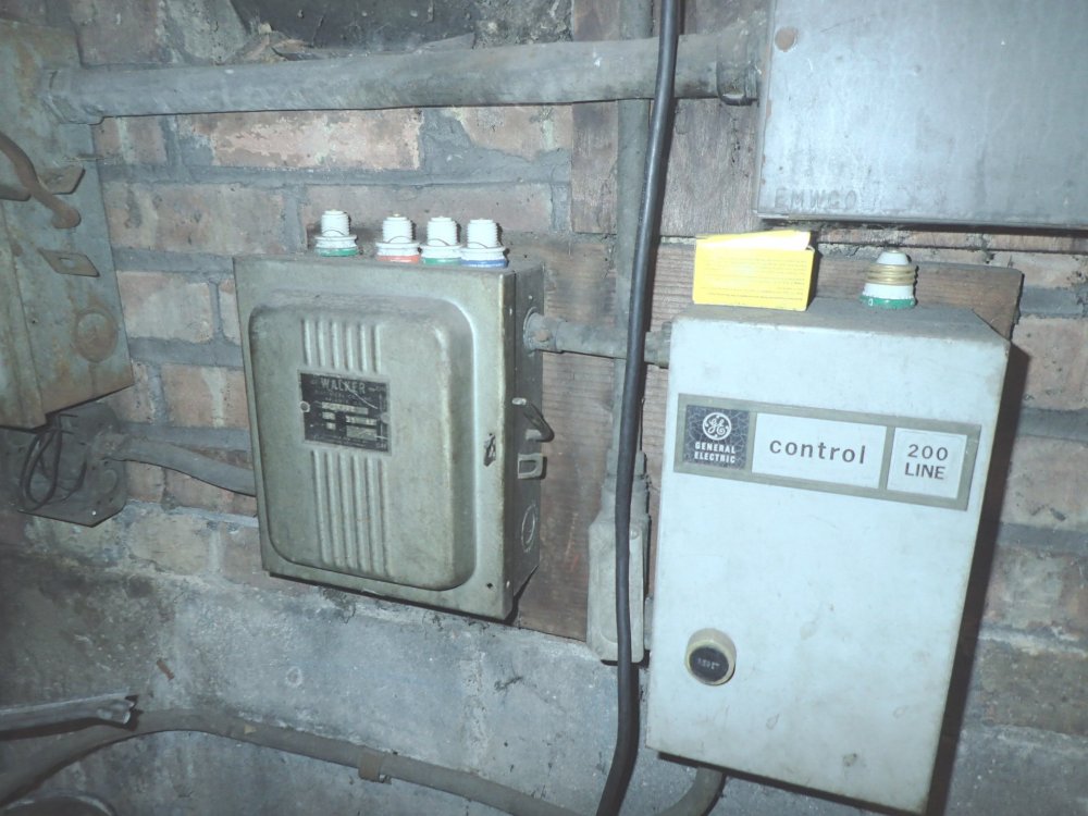 PA160169 line control.JPG